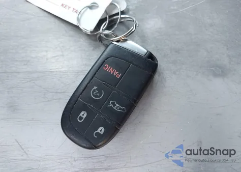 2015 Chrysler 200 S из США, поврежденный, VIN 1C3CCCDG6FN523181